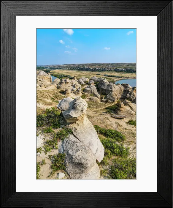 Framed Print : Hoodoos along the Milk River, Writing-on-Stone Provincial Park, UNESCO World Heritage Site, Alberta, Canada, North America Framed Print : Hoodoos along the Milk River, Writing-on-Stone Provincial Park, UNESCO World Heritage Site, Alberta, Canada, North America