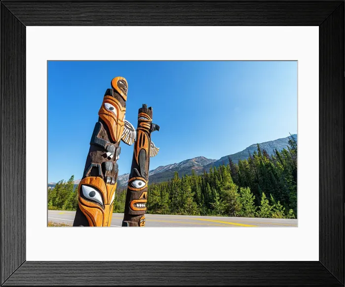 Framed Print : Totem poles along the Glacier Parkway, Alberta, Canada, North America Framed Print : Totem poles along the Glacier Parkway, Alberta, Canada, North America