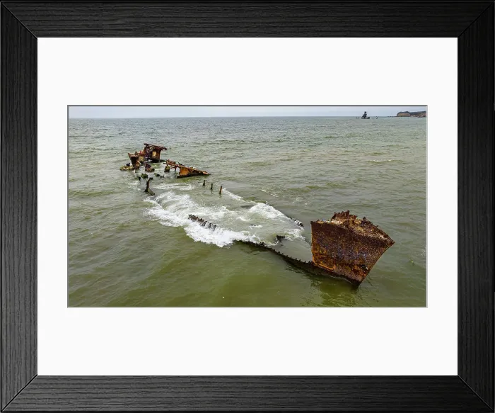 Framed Print : Shipwreck beach, Bay of Santiago, Luanda, Angola, Africa