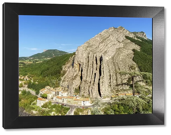 Rocher de la Baume, Sisteron Rock, Sisteron, Alpes-de-Haute-Provence, Provence-Alpes-Cote d'Azur, Provence, France, Europe