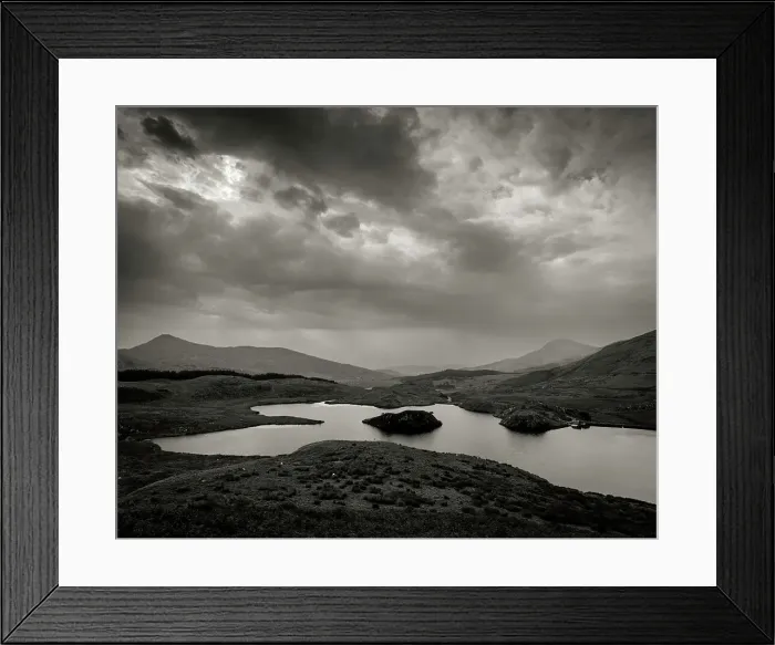 Framed Print : View of Llyn y Dywarchen, Snowdonia National Park, Wales, United Kingdom, Europe Framed Print : View of Llyn y Dywarchen, Snowdonia National Park, Wales, United Kingdom, Europe