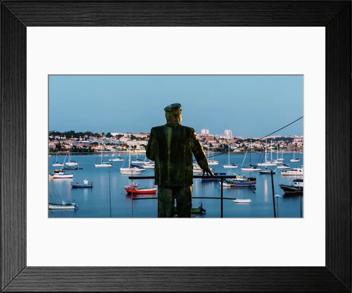Framed Print : The statue of King Carlos I, erected in 1903, an impressive sight at the entrance to the city, Cascais, Portugal, Europe Framed Print : The statue of King Carlos I, erected in 1903, an impressive sight at the entrance to the city, Cascais, Portugal, Europe
