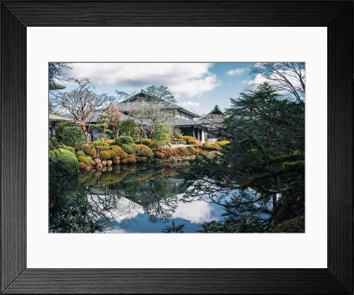 Framed Print : Shiunkaku Buddhist Temple's garden and Rin-no-ji Treasure House with autumn colors in Nikko, Honshu, Japan, Asia Framed Print : Shiunkaku Buddhist Temple's garden and Rin-no-ji Treasure House with autumn colors in Nikko, Honshu, Japan, Asia