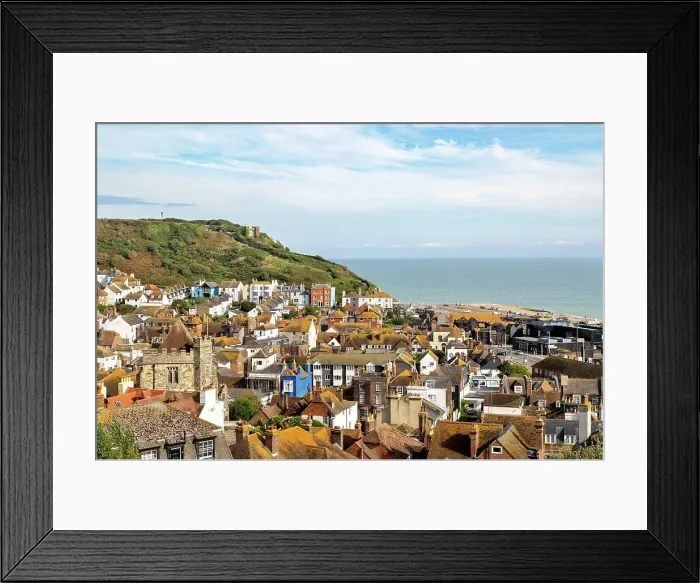 Framed Print : Hastings historic Old Town with the East Hill Cliff Lift station in the background, Hastings, East Sussex, England, United Kingdom, Europe