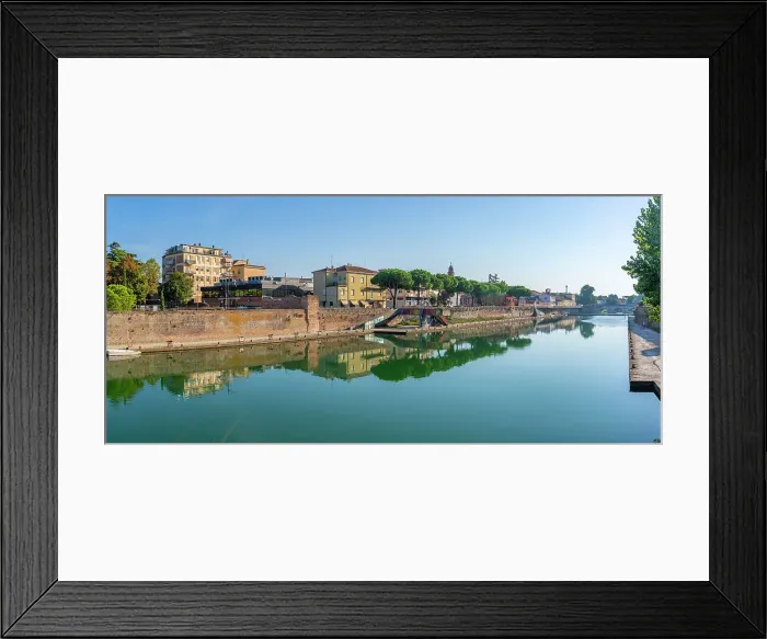 Framed Print : View of buildings and reflections on the Rimini Canal, Rimini, Emilia-Romagna, Italy, Europe Framed Print : View of buildings and reflections on the Rimini Canal, Rimini, Emilia-Romagna, Italy, Europe