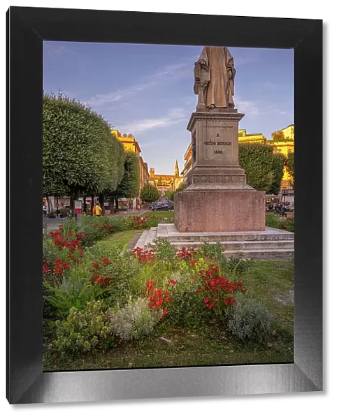 View of Guido Monaco statue in Guido Monaco Square, Arezzo, Province of Arezzo, Tuscany, Italy, Europe