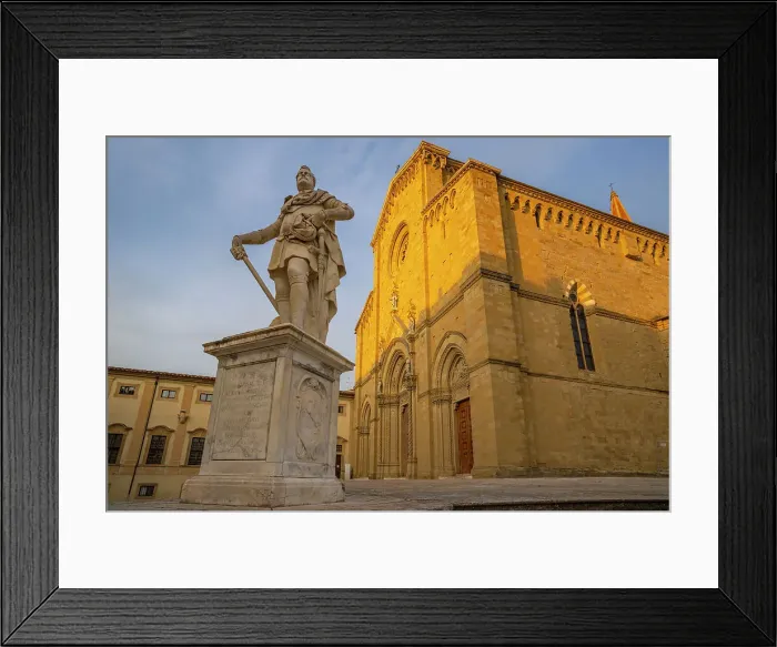 Framed Print : View of Ferdinando I de Medici statue and Arezzo Cathedral, Arezzo, Province of Arezzo, Tuscany, Italy, Europe Framed Print : View of Ferdinando I de Medici statue and Arezzo Cathedral, Arezzo, Province of Arezzo, Tuscany, Italy, Europe