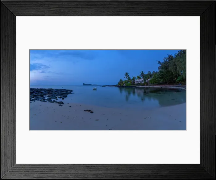 Framed Print : View of beach and turquoise Indian Ocean at dusk in Cap Malheureux, Mauritius, Indian Ocean, Africa Framed Print : View of beach and turquoise Indian Ocean at dusk in Cap Malheureux, Mauritius, Indian Ocean, Africa