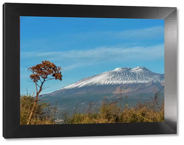 Mount Etna volcano covered with snow on a clear and sunny day, UNESCO World Heritage Site, Etna Park, Catania province, Sicily, Italy, Mediterranean, Europe