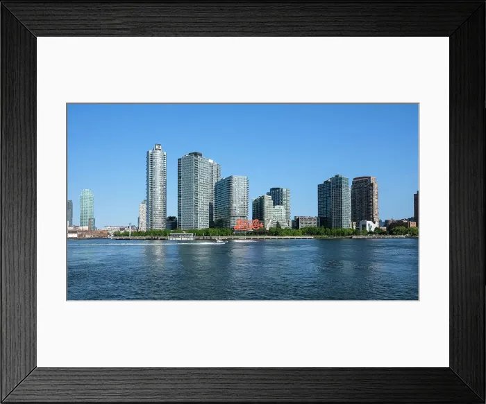 Framed Print : The Pepsi-Cola sign, built in 1940, a neon sign at Gantry Plaza State Park in the Long Island City neighborhood of Queens, visible fromManhattan the East East River, New York City, United States of America, North America Framed Print : The Pepsi-Cola sign, built in 1940, a neon sign at Gantry Plaza State Park in the Long Island City neighborhood of Queens, visible fromManhattan the East East River, New York City, United States of America, North America