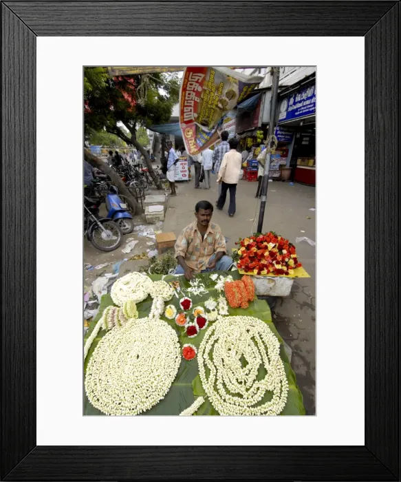Framed Print : Flower stall, Madurai, Tamil Nadu, India, Asia Framed Print : Flower stall, Madurai, Tamil Nadu, India, Asia