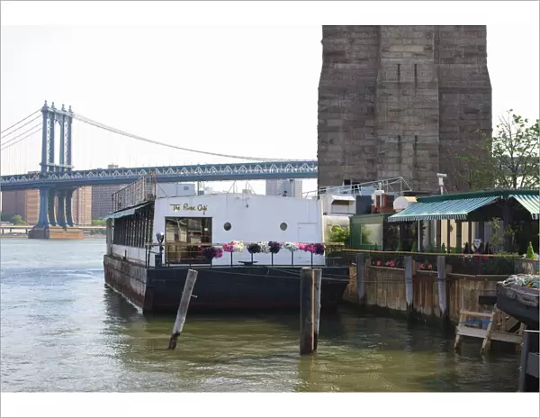 The River Cafe at Fulton Ferry Landing, Manhattan Bridge beyond, Brooklyn