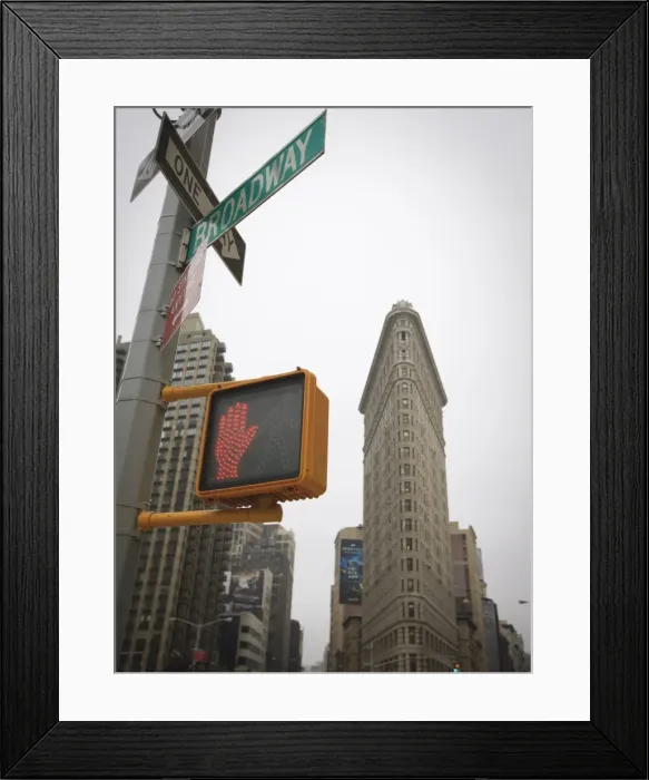 Framed Print : Flatiron Building, Fifth Avenue and Broadway, Manhattan, New York City Framed Print : Flatiron Building, Fifth Avenue and Broadway, Manhattan, New York City