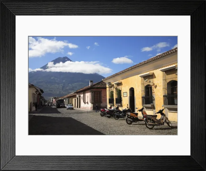 Framed Print : Antigua, Guatemala, Central America Framed Print : Antigua, Guatemala, Central America