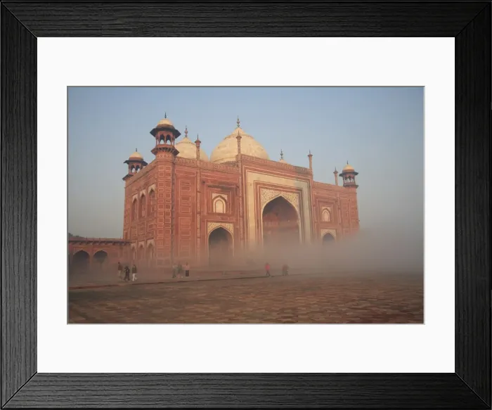 Framed Print : Building next to Taj Mahal, Agra, Uttar Pradesh, India, Asia Framed Print : Building next to Taj Mahal, Agra, Uttar Pradesh, India, Asia
