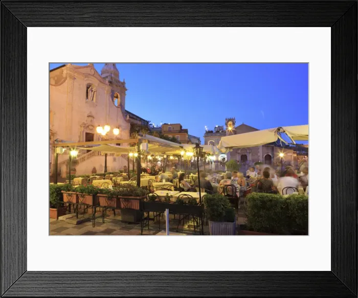 Framed Print : People in a restaurant, Taormina, Sicily, Italy, Europe Framed Print : People in a restaurant, Taormina, Sicily, Italy, Europe