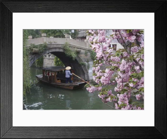 Framed Print : Boat passing under bridge along canal, Suzhou, Jiangsu, China, Asia Framed Print : Boat passing under bridge along canal, Suzhou, Jiangsu, China, Asia