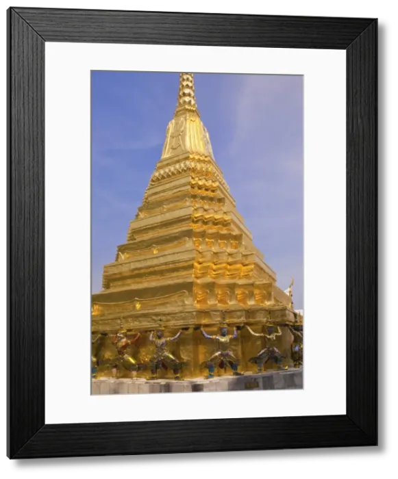 Framed Print : Temple of the Emerald Buddha (Wat Phra Kaew), Grand Palace, Bangkok, Thailand Framed Print : Temple of the Emerald Buddha (Wat Phra Kaew), Grand Palace, Bangkok, Thailand