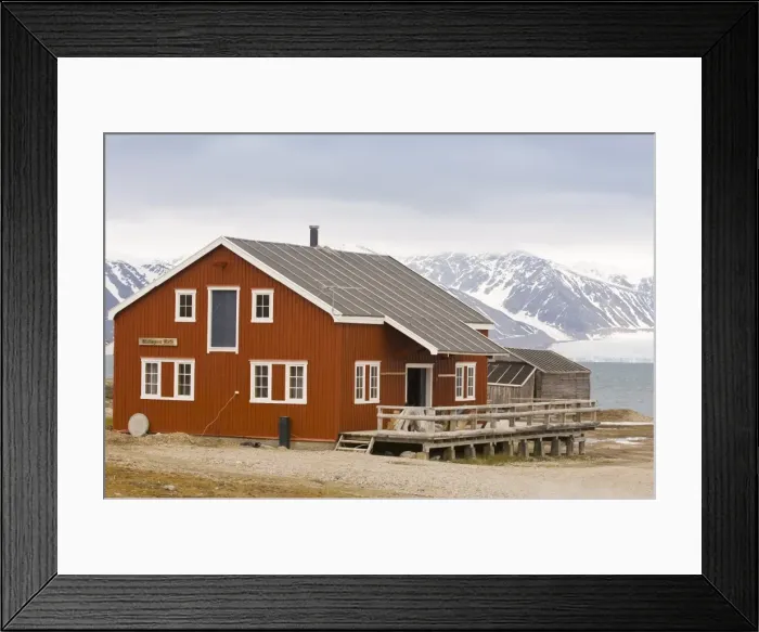 Framed Print : Ny Alesund, Svalbard Archipelago, Norway, Arctic, Scandinavia, Europe Framed Print : Ny Alesund, Svalbard Archipelago, Norway, Arctic, Scandinavia, Europe