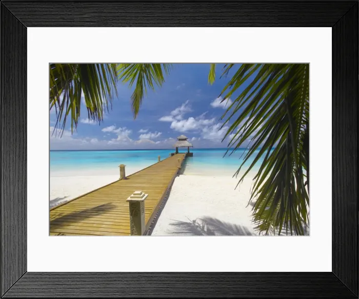 Framed Print : Jetty leading out to tropical sea, Maldives, Indian Ocean, Asia Framed Print : Jetty leading out to tropical sea, Maldives, Indian Ocean, Asia