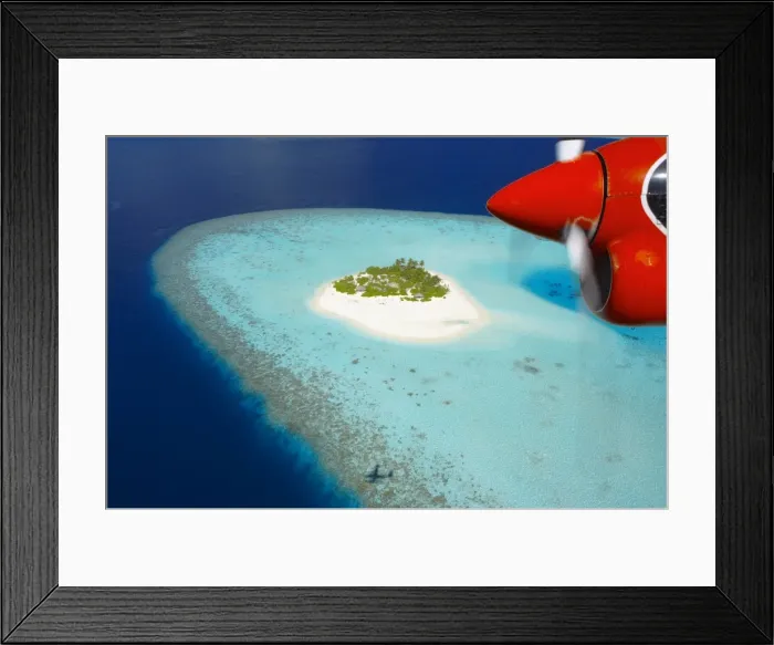 Framed Print : View from aeroplane of Male Atoll, Maldives, Indian Ocean, Asia Framed Print : View from aeroplane of Male Atoll, Maldives, Indian Ocean, Asia