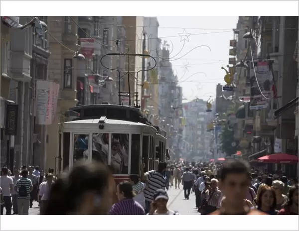 Historic tram, busy street, Istikla Caddesi, Istanbul, Turkey, Europe