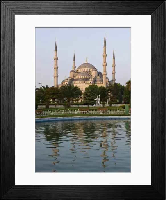 Framed Print : Blue Mosque reflected in pond, Sultanahmet Square, Istanbul, Turkey, Europe Framed Print : Blue Mosque reflected in pond, Sultanahmet Square, Istanbul, Turkey, Europe