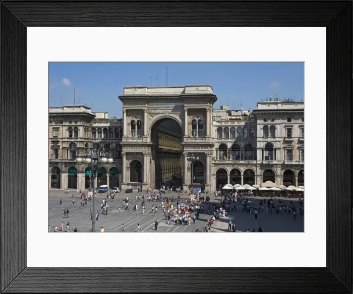 Framed Print : Piazza del Duomo (Cathedral Square), Milan, Lombardy, Italy, Europe Framed Print : Piazza del Duomo (Cathedral Square), Milan, Lombardy, Italy, Europe