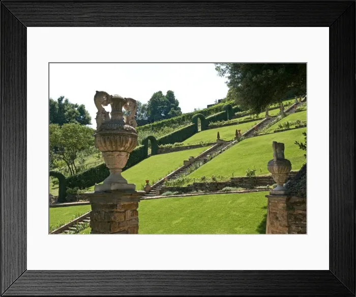 Framed Print : The Bardini Garden, Florence (Firenze), Tuscany, Italy, Europe Framed Print : The Bardini Garden, Florence (Firenze), Tuscany, Italy, Europe