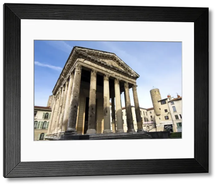Framed Print : Temple d Auguste et de Livie, Vienne, Rhone Valley, France, Europe Framed Print : Temple d Auguste et de Livie, Vienne, Rhone Valley, France, Europe