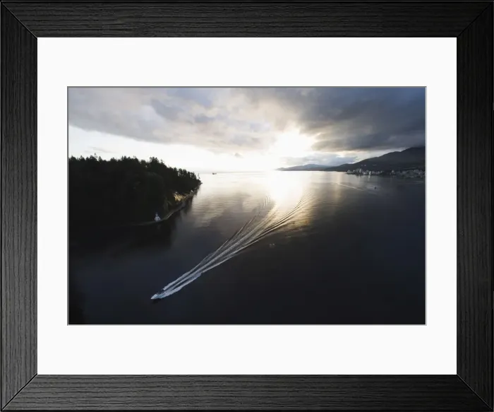 Framed Print : A speed boat in Burrard Inlet, Vancouver, British Columbia, Canada, North America Framed Print : A speed boat in Burrard Inlet, Vancouver, British Columbia, Canada, North America