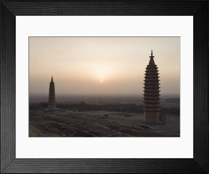 Framed Print : Twin Pagodas of Baishikou near Yinchuan, Ningxia Province, China, Asia Framed Print : Twin Pagodas of Baishikou near Yinchuan, Ningxia Province, China, Asia