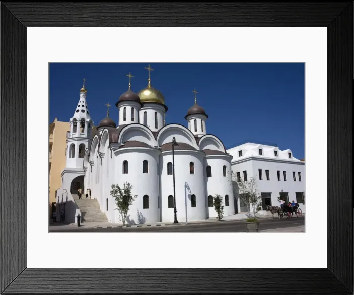 Framed Print : Newly-built Russian Orthodox cathedral, Avenida del Puerto, Old Havana Framed Print : Newly-built Russian Orthodox cathedral, Avenida del Puerto, Old Havana