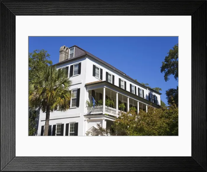 Framed Print : Southern Mansion, Charleston, South Carolina, United States of America, North America Framed Print : Southern Mansion, Charleston, South Carolina, United States of America, North America