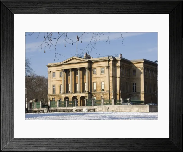 Framed Print : The Duke of Wellingtons Residence, Apsley House, Hyde Park Corner Framed Print : The Duke of Wellingtons Residence, Apsley House, Hyde Park Corner