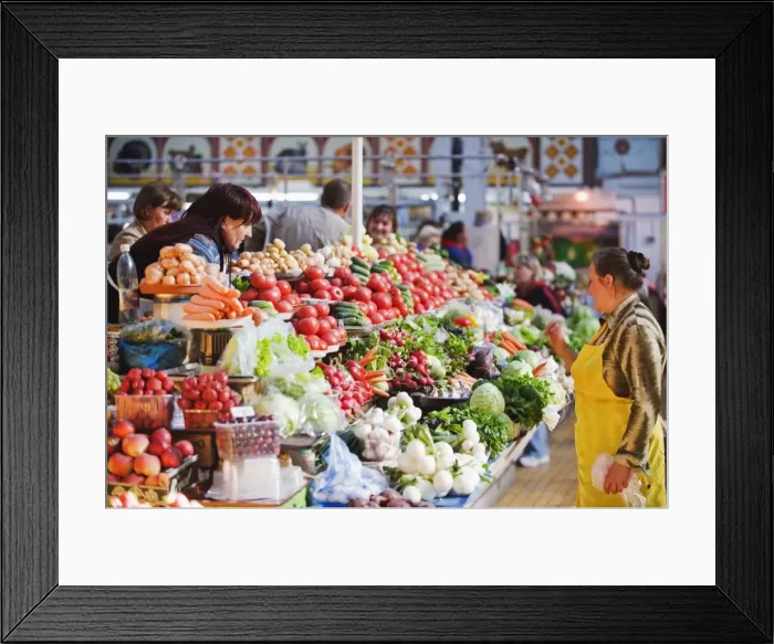 Framed Print : Fruit and vegetable stands, Bessarabsky Rynok market, Kiev, Ukraine, Europe Framed Print : Fruit and vegetable stands, Bessarabsky Rynok market, Kiev, Ukraine, Europe