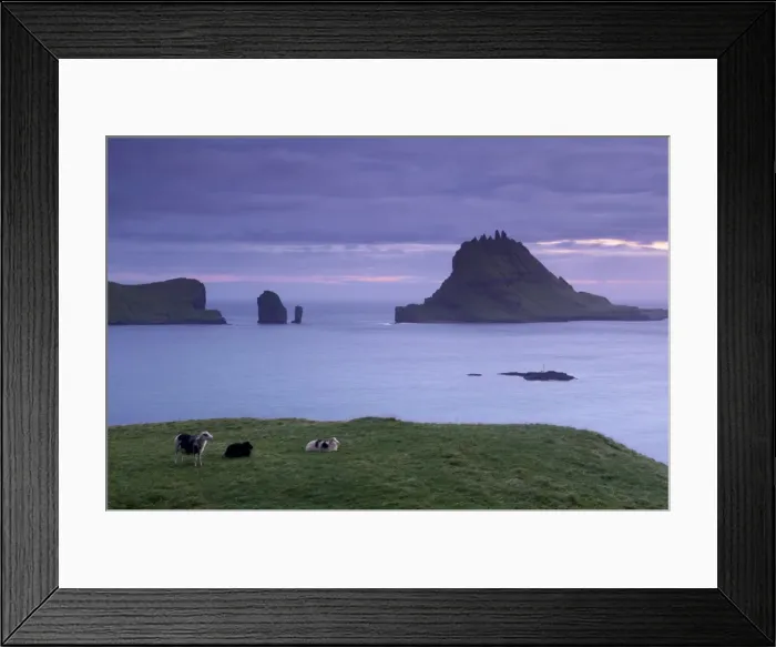 Framed Print : Tindholmur Island rising to 262 m, and Drangarnir natural arch at sunset