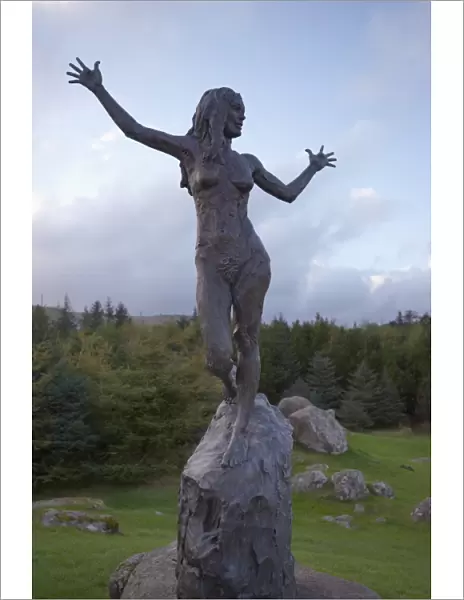Statue of the elf girl Tarira, fantasy figure of the author William Heinesens