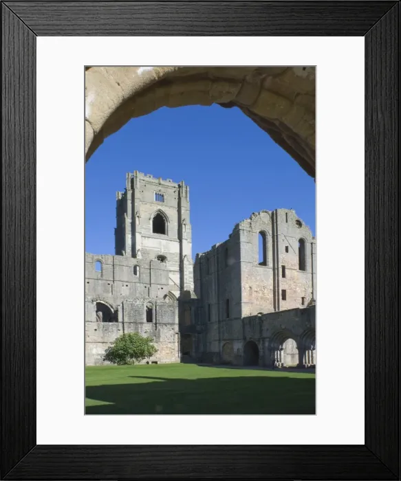 Framed Print : The 12th century Fountains Abbey, UNESCO World Heritage Site, near Ripon Framed Print : The 12th century Fountains Abbey, UNESCO World Heritage Site, near Ripon