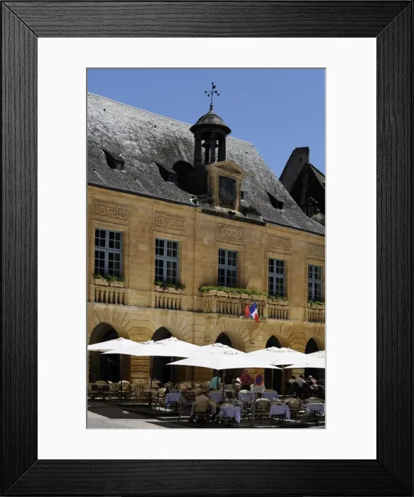 Framed Print : Restaurant in front of the Hotel de Ville (town hall) in the old town, Sarlat Framed Print : Restaurant in front of the Hotel de Ville (town hall) in the old town, Sarlat