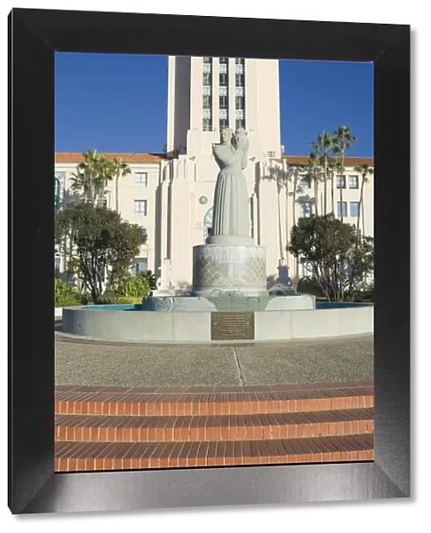 Statue at the County Administration Building, San Diego, California, United States of America
