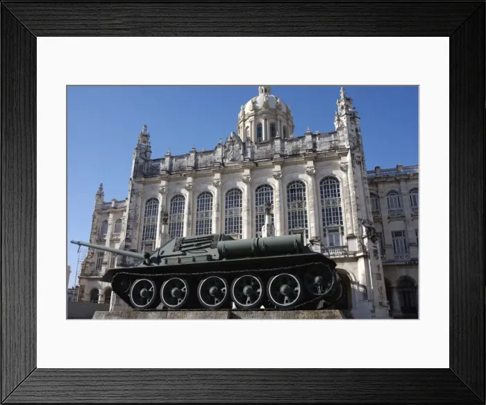 Framed Print : Revolution-period tank outside the Museum of the Revolution, Old Havana Framed Print : Revolution-period tank outside the Museum of the Revolution, Old Havana