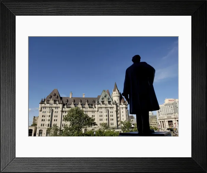 Framed Print : The Fairmont Chateau Laurier Hotel, a limestone building located in the heart of the capital Framed Print : The Fairmont Chateau Laurier Hotel, a limestone building located in the heart of the capital