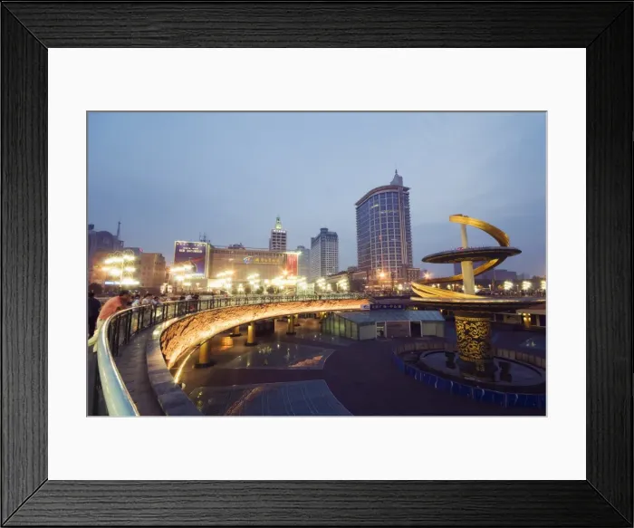 Framed Print : Peoples Square, Chengdu city center, Sichuan Province, China, Asia Framed Print : Peoples Square, Chengdu city center, Sichuan Province, China, Asia