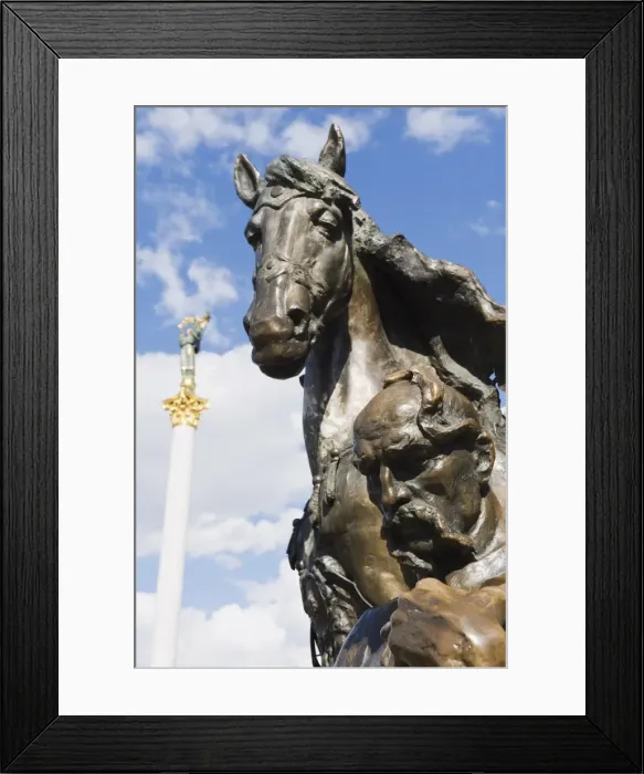 Framed Print : Horse statue and symbol of Kiev, Maidan Nezalezhnosti (Independence Square) Framed Print : Horse statue and symbol of Kiev, Maidan Nezalezhnosti (Independence Square)