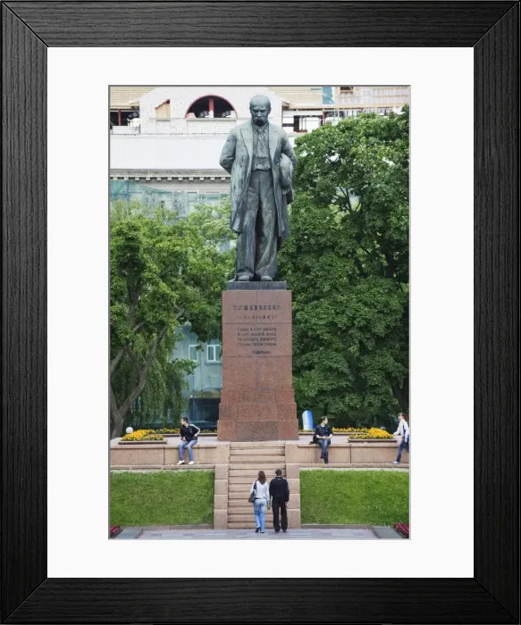 Framed Print : Statue of Taras Schevchenko, a Ukrainian national poet, Shevchenko Park Framed Print : Statue of Taras Schevchenko, a Ukrainian national poet, Shevchenko Park