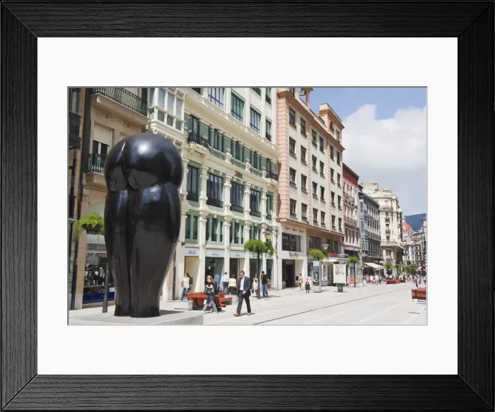 Framed Print : Statue Culis Monumentalibus, by artist Eduardo Urculo, Pelayo Street, Oviedo Framed Print : Statue Culis Monumentalibus, by artist Eduardo Urculo, Pelayo Street, Oviedo