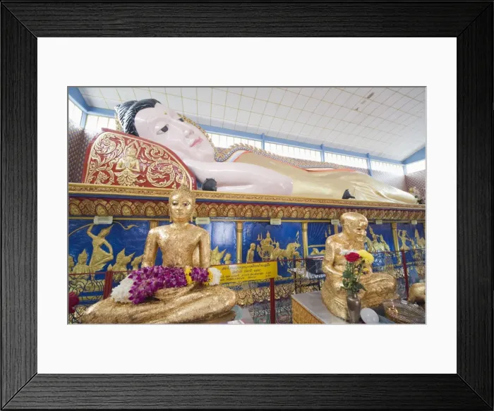 Framed Print : Wat Chayamangalaram, Temple of the Reclining Buddha, Georgetown, Penang Framed Print : Wat Chayamangalaram, Temple of the Reclining Buddha, Georgetown, Penang