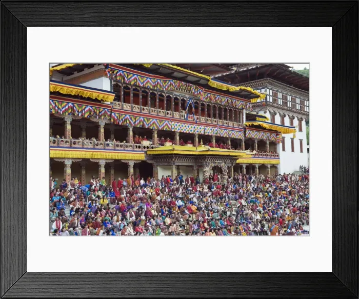 Framed Print : Spectators at Autumn Tsechu (festival) at Trashi Chhoe Dzong, Thimpu, Bhutan, Asia Framed Print : Spectators at Autumn Tsechu (festival) at Trashi Chhoe Dzong, Thimpu, Bhutan, Asia