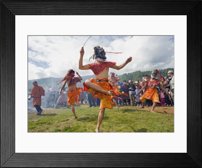 Framed Print : Dancers in costume at Thangbi Mani Tsechu (festival), Jakar, Bumthang, Chokor Valley Framed Print : Dancers in costume at Thangbi Mani Tsechu (festival), Jakar, Bumthang, Chokor Valley